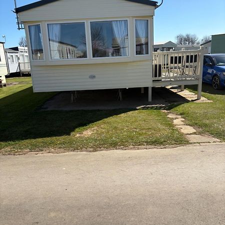 Hotel 83 Southfield Skipsea Esterno foto